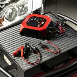Chargeur de batterie 12V KS TOOLS 550.1765