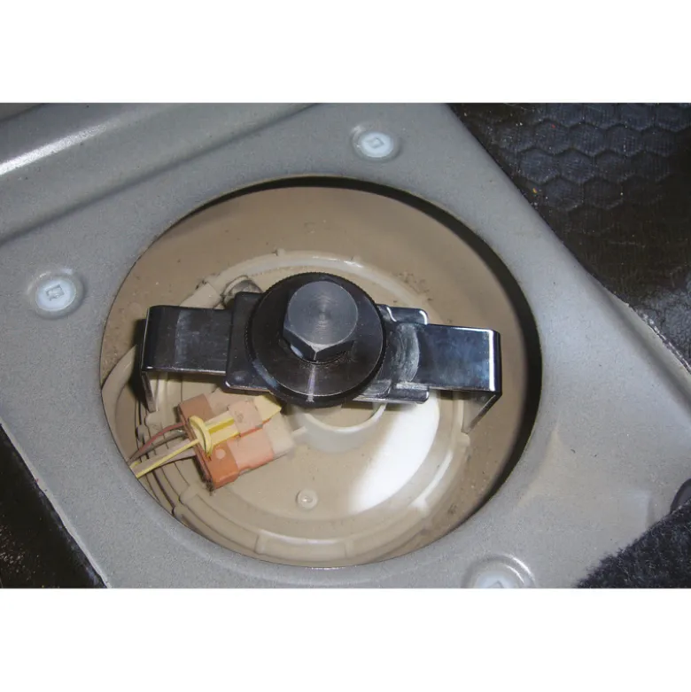 Clés pour trappe de réservoir à 2 bras BRILLIANT TOOLS - BT536008