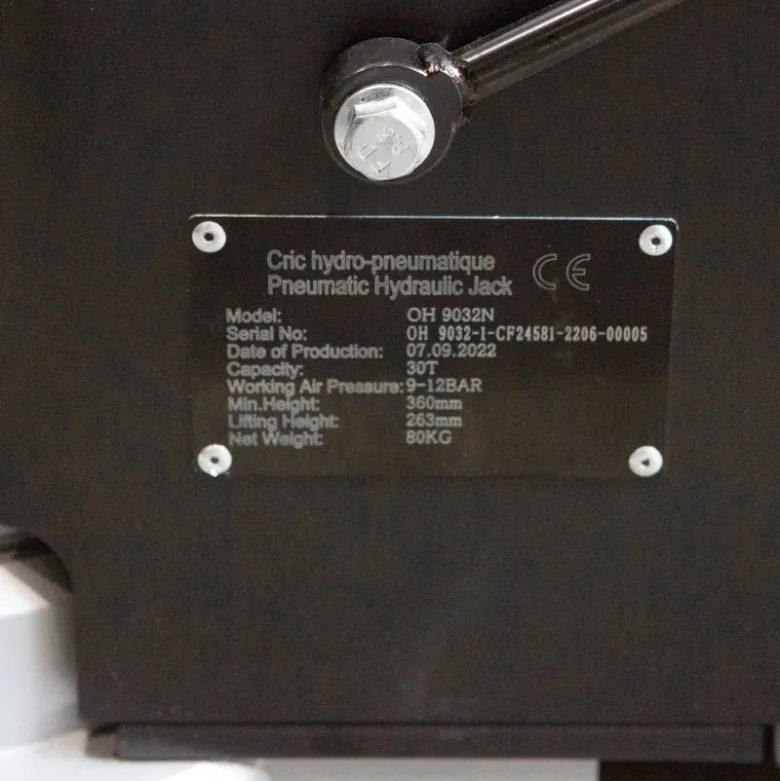 Cric hydropneumatique haute levee 30t CLAS OH 9032N