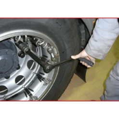 Démultiplicateur de force pour changement de roue PL 1