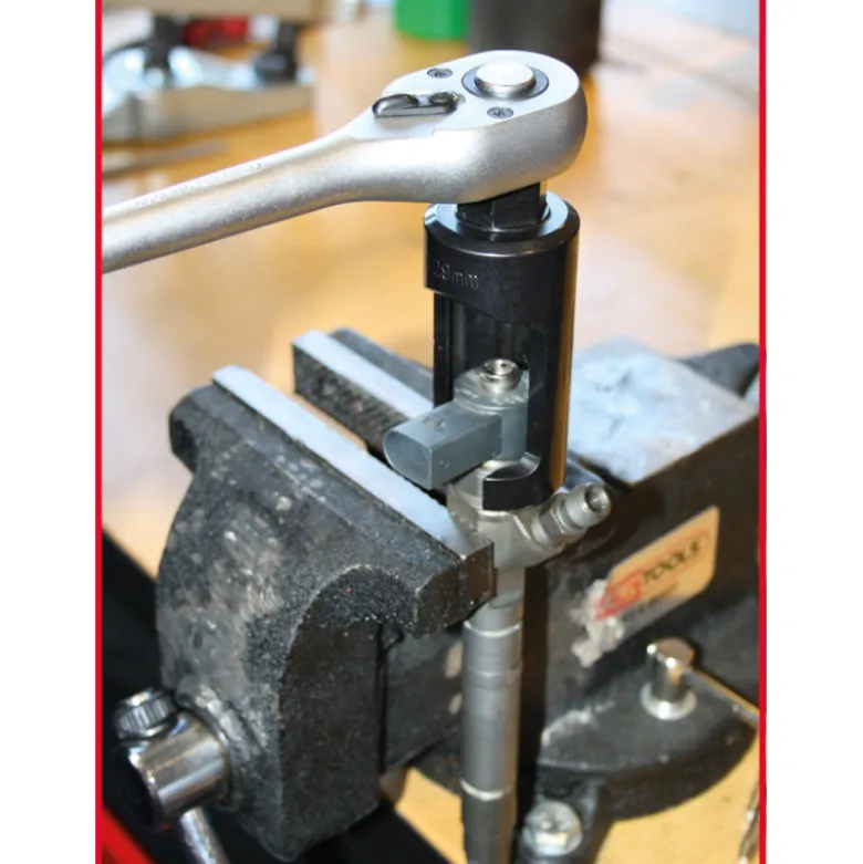 Douille 27 mm 1/2" pour injecteur KS TOOLS 152.1196