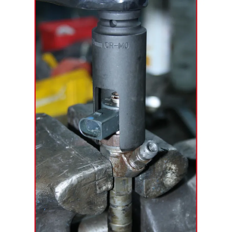 Douille pour injecteur diesel 1/2", SW29 mm KS TOOLS 150.2308