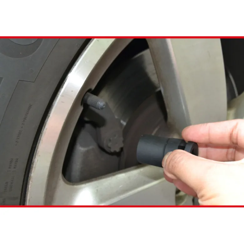 Douille spéciale pour étrier de frein 1/2" AS 22" AUDI KS TOOLS 150.2236