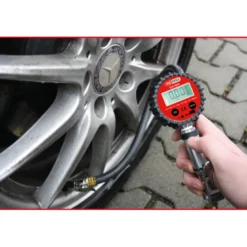 Gonfleur Pneumatique à écran digital professionnel KS TOOLS 515.1970