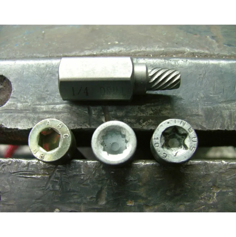 Module 15 pièces d'extracteurs à spirales pour vis creuses KS TOOLS 150.1385