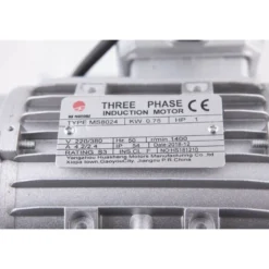 Moteur 380v triphase machines a pneus CLAS SA 2093