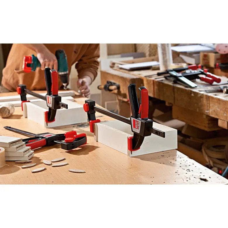 Presse "Une main" EZS Ouverture 600/80 mm BESSEY EZS60-8