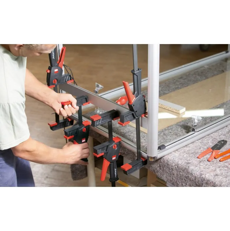 Presse "Une main" Ouverture 160/85 mm BESSEY DUO16-8