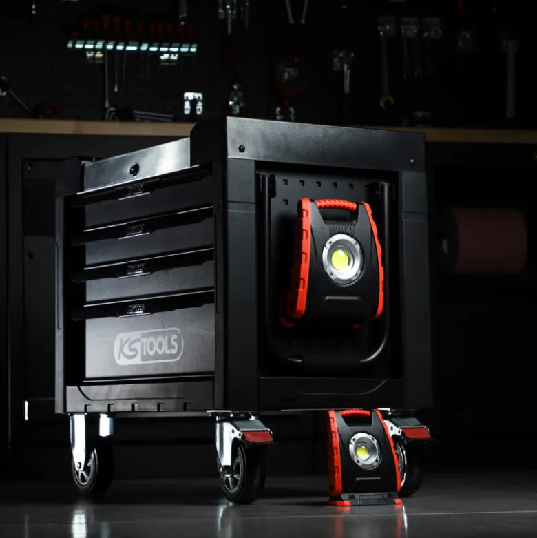 Projecteur mobile à LED 30W 3000 lumens rechargeable - KS TOOLS 150.4352